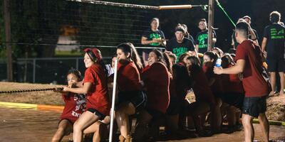 mud volleyball f21 red shirts