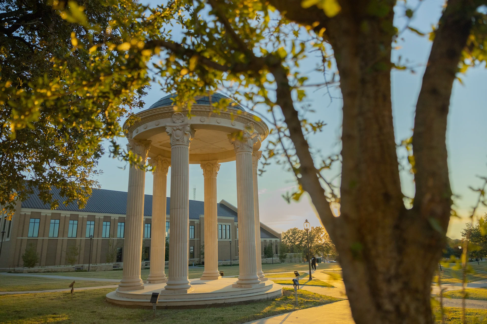 SWAU sunset of Rotunda